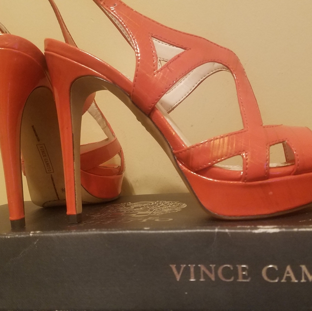 Vince Camuto Shoes